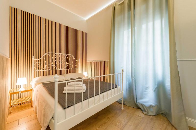 Un Attimo A Roma B&b - Oda