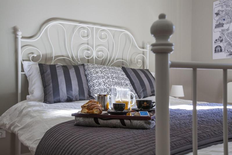 Un Attimo A Roma B&b - Oda
