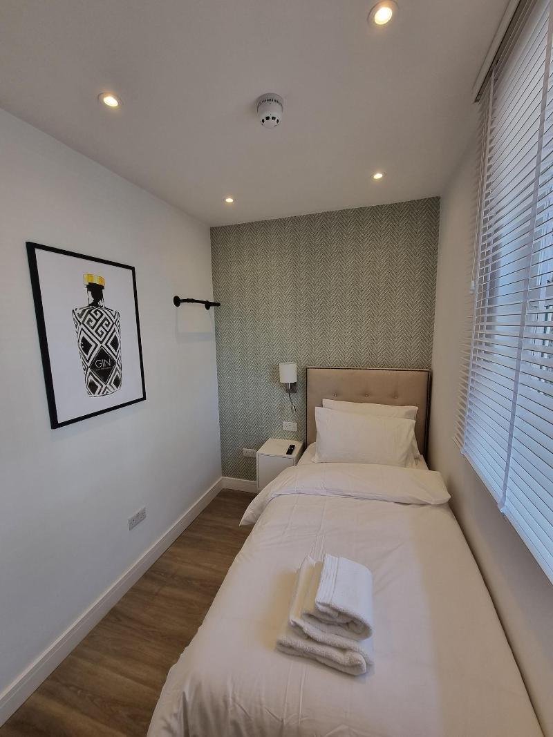 Hotel Cg London - Oda