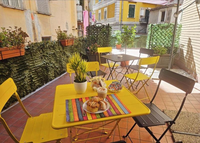 Gaisa Naples - Bed & Breakfast - Oda