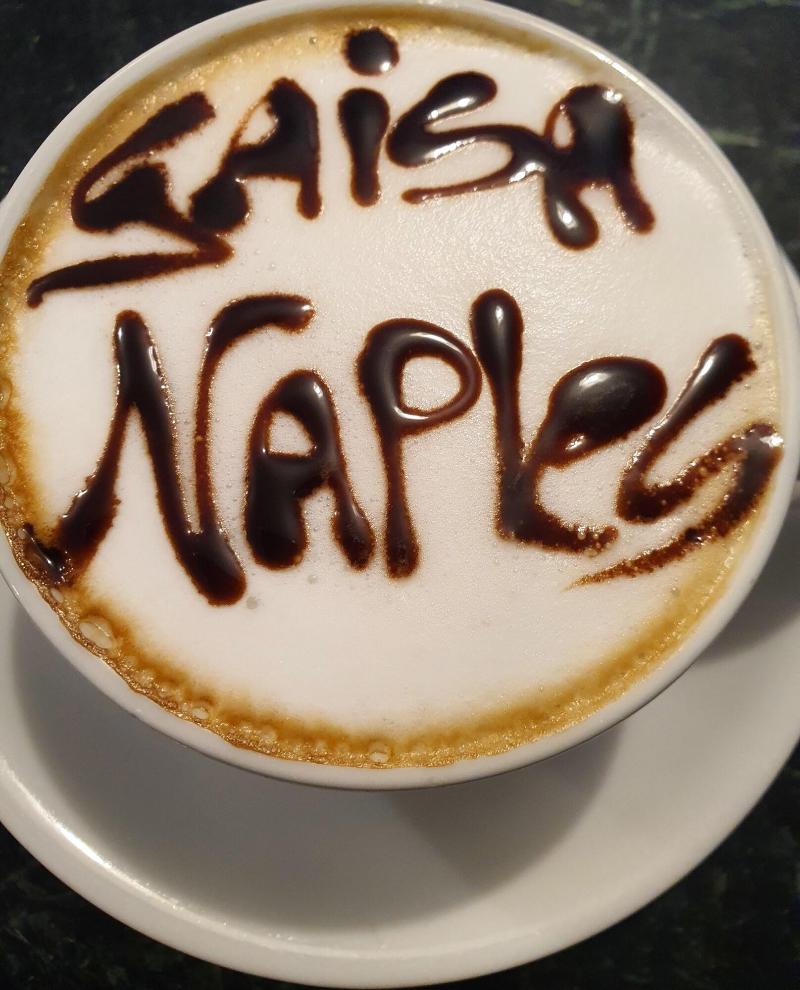 Gaisa Naples - Bed & Breakfast - Restoran