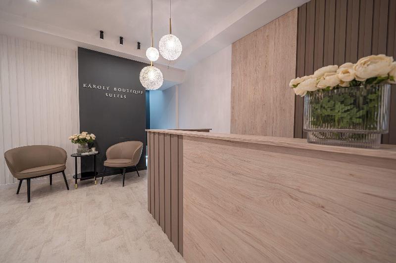 Kã¡roly Boutique Suites, Best Location By Bqa - Lobi