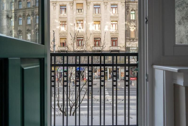 Kã¡roly Boutique Suites, Best Location By Bqa - Genel