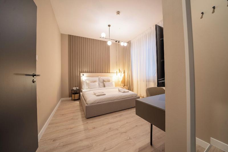 Kã¡roly Boutique Suites, Best Location By Bqa - Oda