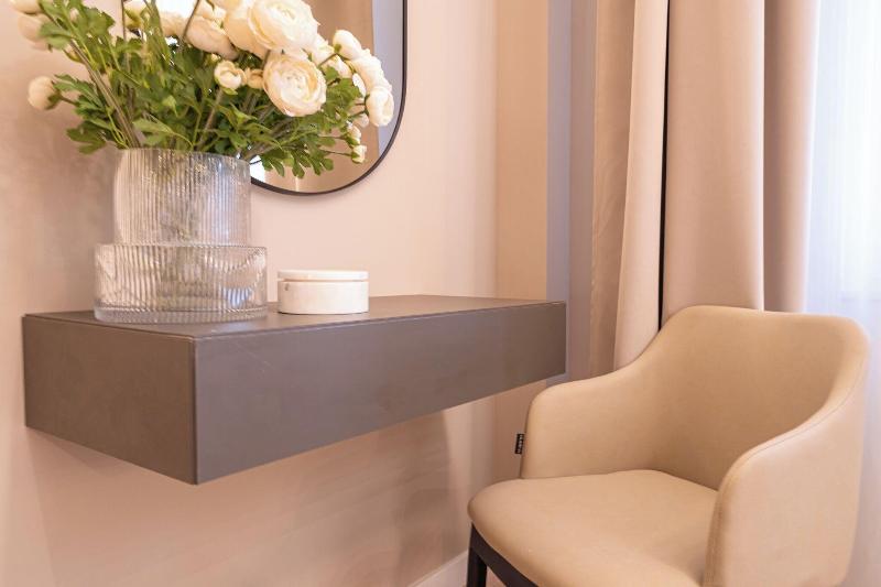 Kã¡roly Boutique Suites, Best Location By Bqa - Oda