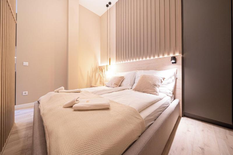 Kã¡roly Boutique Suites, Best Location By Bqa - Oda