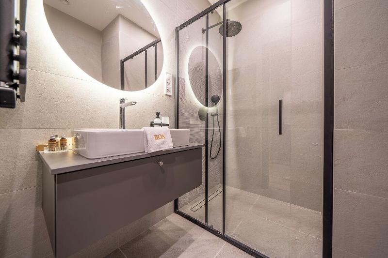 Kã¡roly Boutique Suites, Best Location By Bqa - Oda