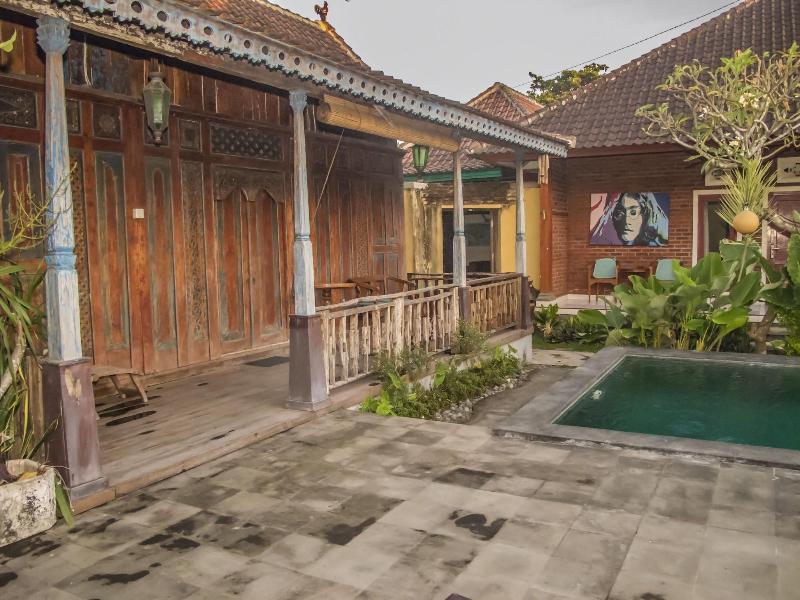 Griya Pasir Ukir Homestay - Oda
