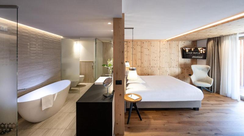 Ciampedie Luxury Alpine Spa Hotel - Oda