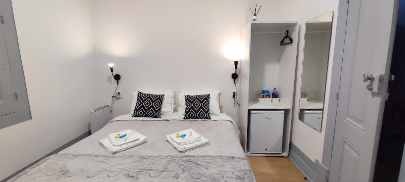 Vila Santa Cruz Guest House - Oda