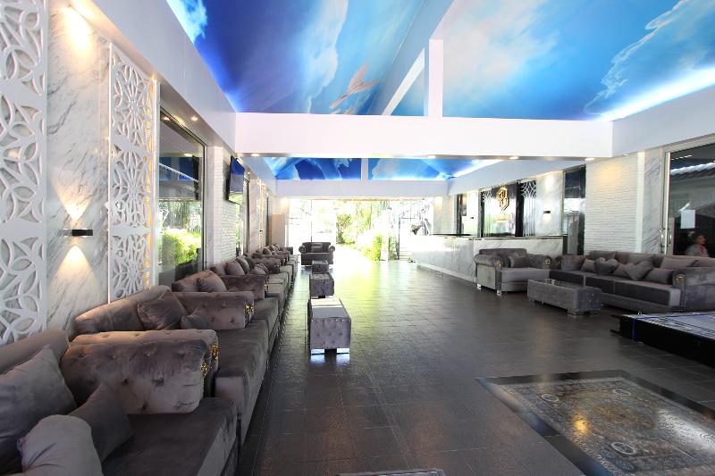 Pooh Beach Resort & Spa - Lobi