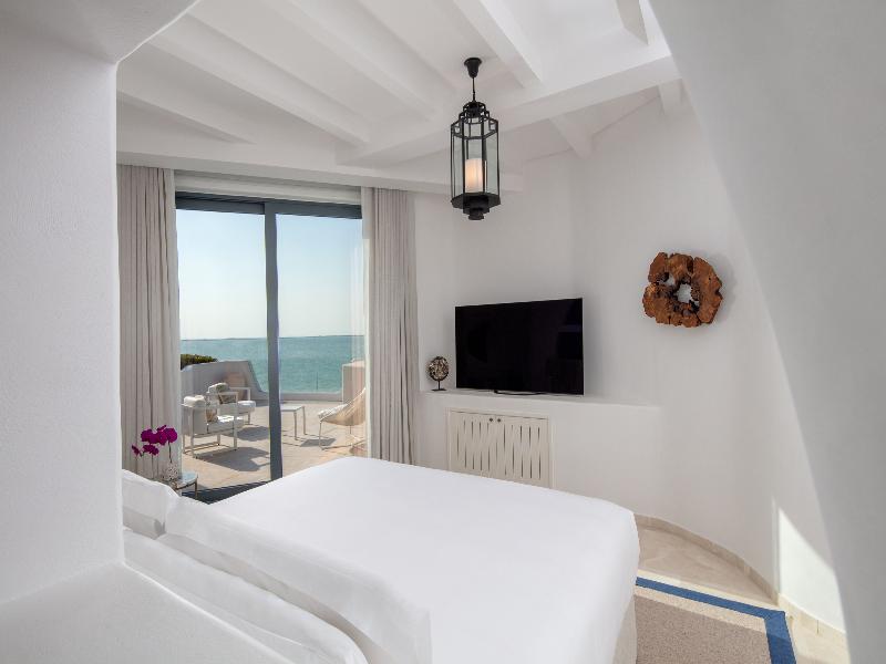 Anantara Retreat Santorini Abu Dhabi – Adults Only - Oda