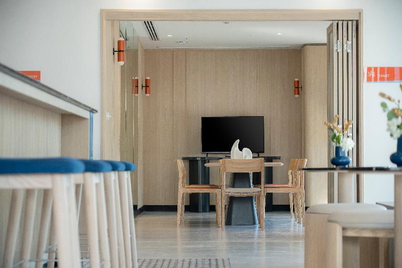 Holiday Inn Express Rayong Map Ta Phut - Toplantı