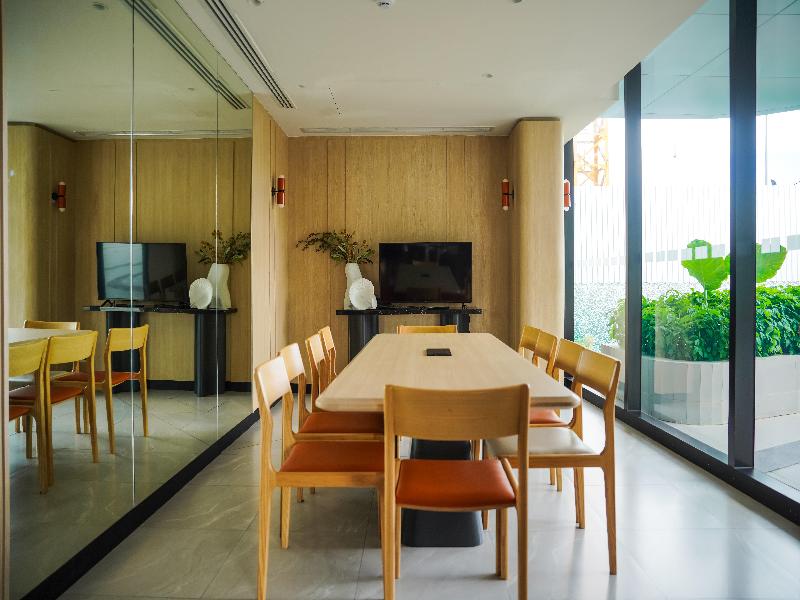 Holiday Inn Express Rayong Map Ta Phut - Toplantı