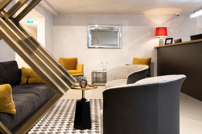 The Amberlyn Suite Hotel - Lobi