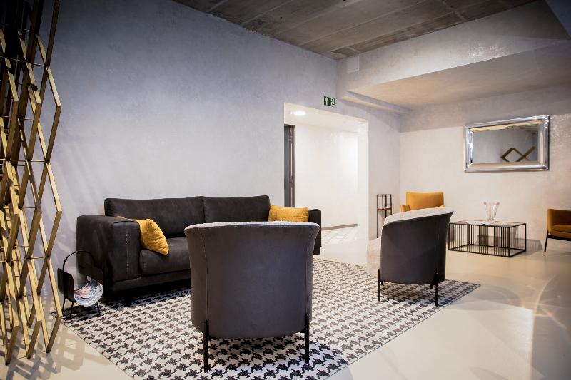 The Amberlyn Suite Hotel - Lobi