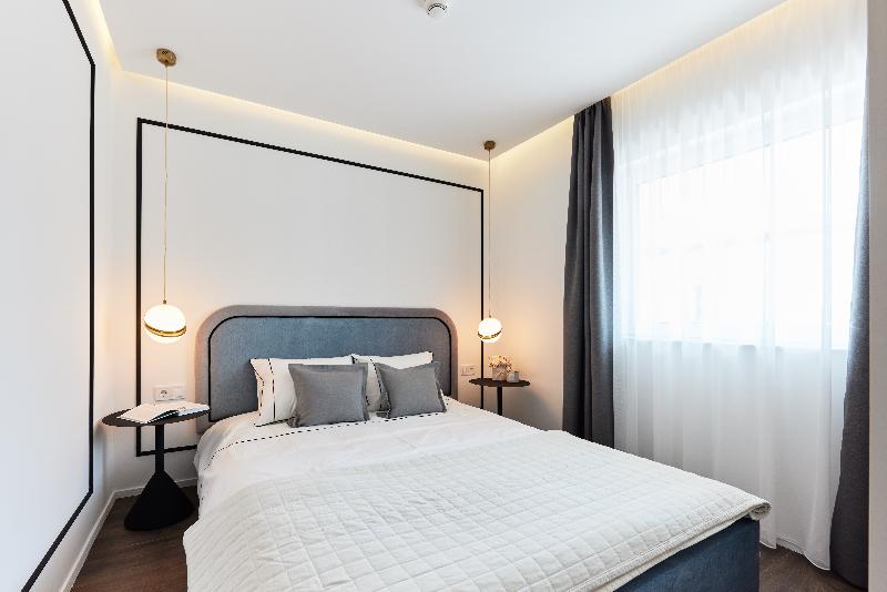 The Amberlyn Suite Hotel - Oda