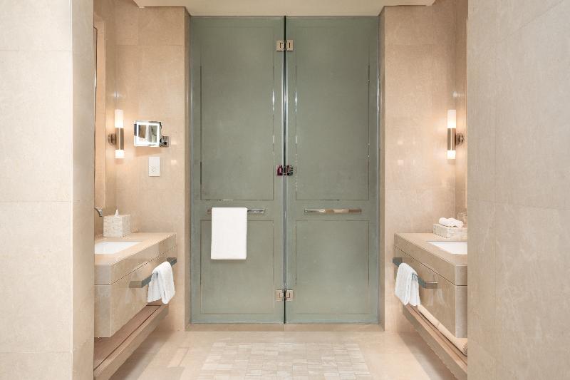 Five Luxe Hotel - Oda