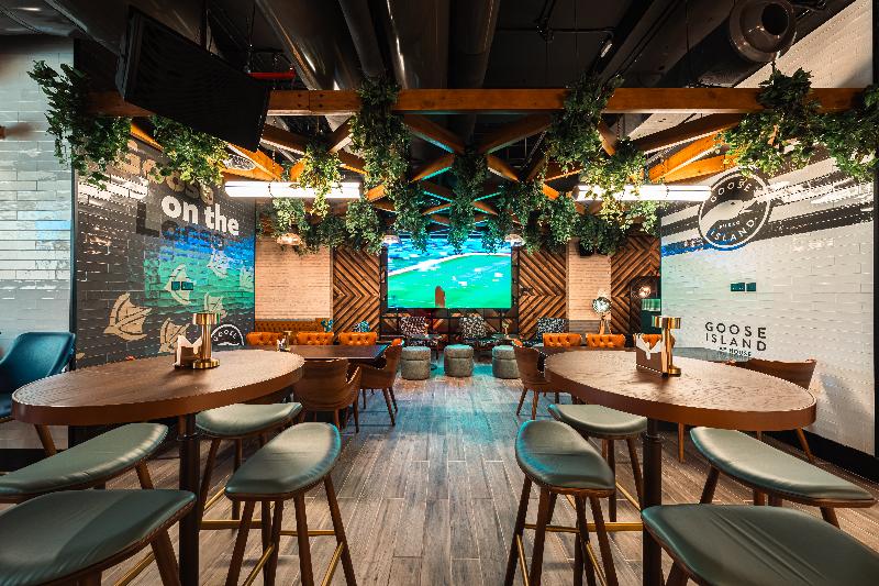 Five Luxe Hotel - Restoran