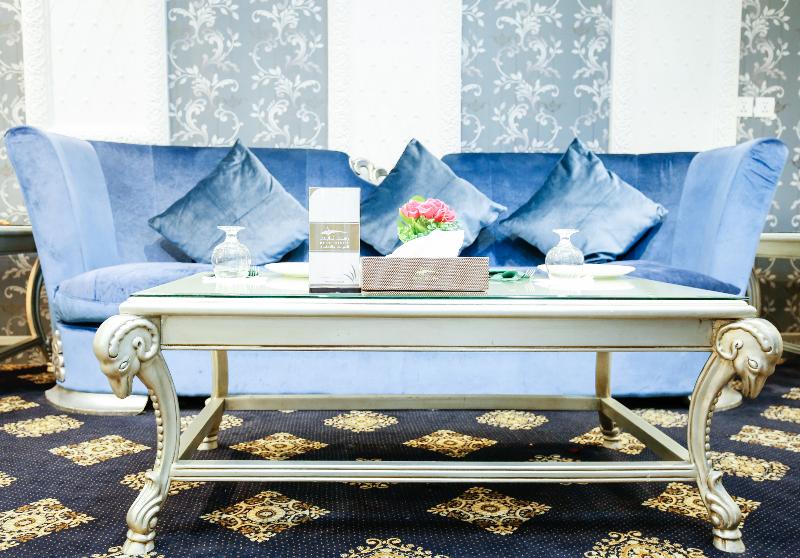 Rest Night Hotel Apartment- Alhamra - Oda