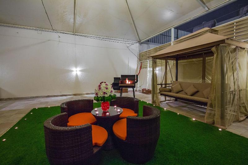 Rest Night Hotel Apartment- Alhamra - Oda