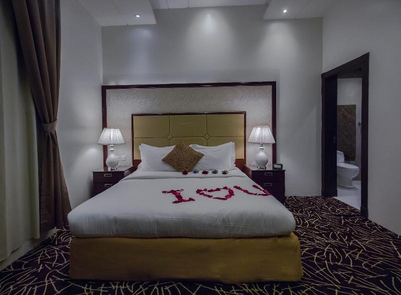Rest Night Hotel Apartment- Alhamra - Oda