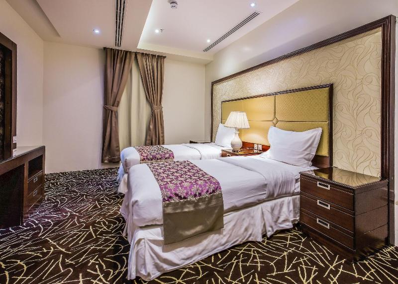 Rest Night Hotel Apartment- Alhamra - Oda