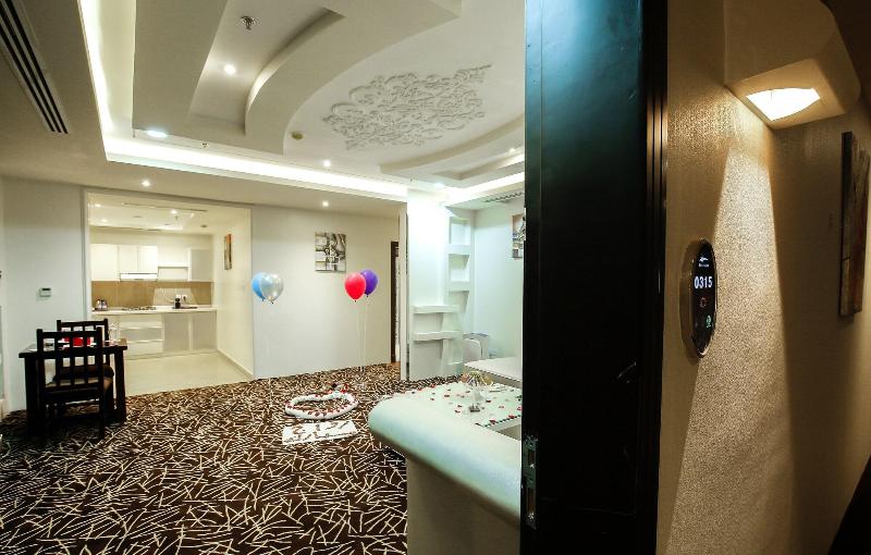 Rest Night Hotel Apartment- Alhamra - Oda