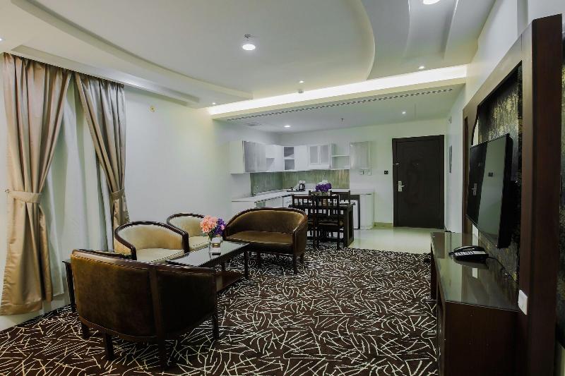 Rest Night Hotel Apartment- Alhamra - Oda