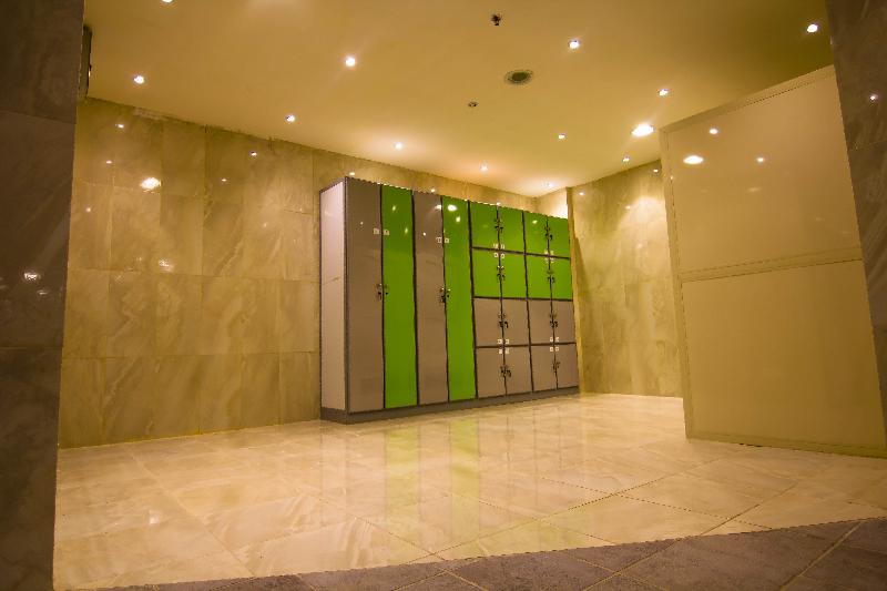 Rest Night Hotel Apartment- Alhamra - Havuz
