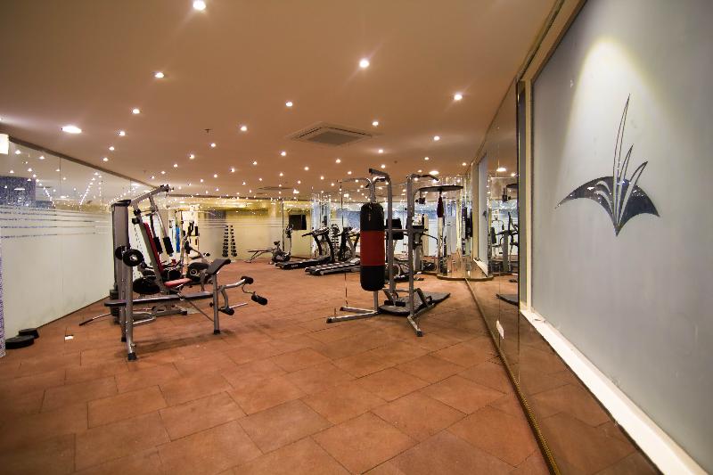 Rest Night Hotel Apartment- Alhamra - Havuz