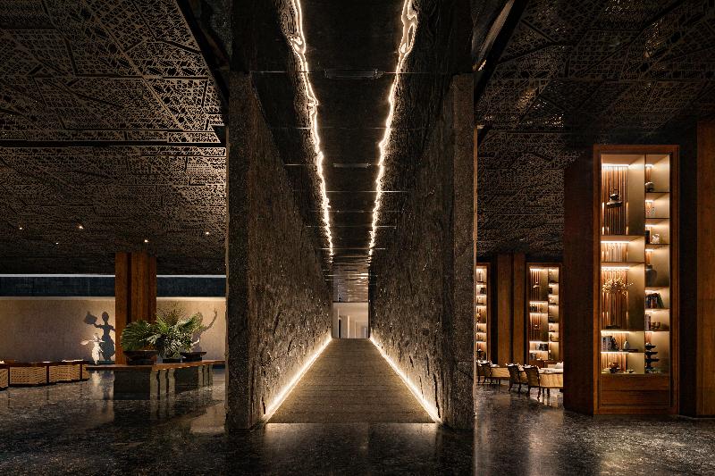 Bali Beach Hotel - Lobi