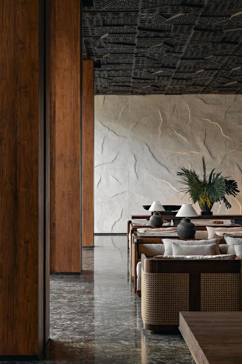Bali Beach Hotel - Lobi