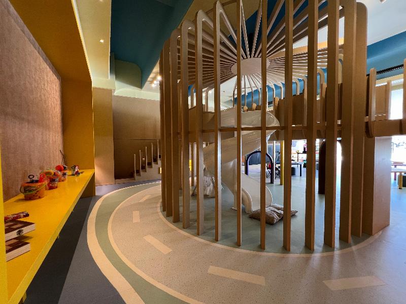 Bali Beach Hotel - Aktivite