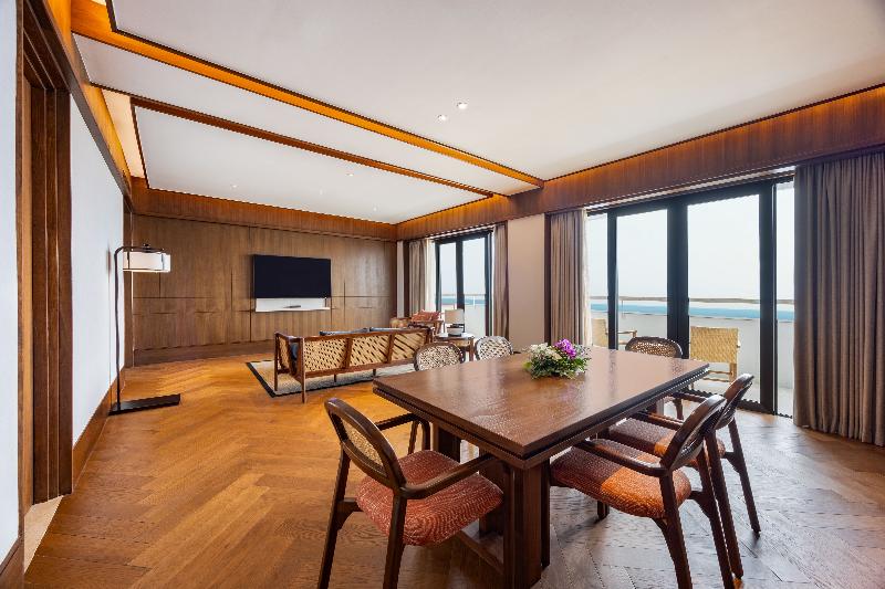 Bali Beach Hotel - Oda