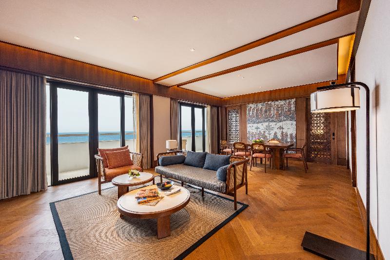 Bali Beach Hotel - Oda