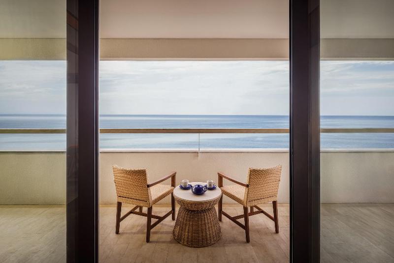 Bali Beach Hotel - Oda