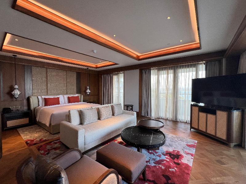 Bali Beach Hotel - Oda
