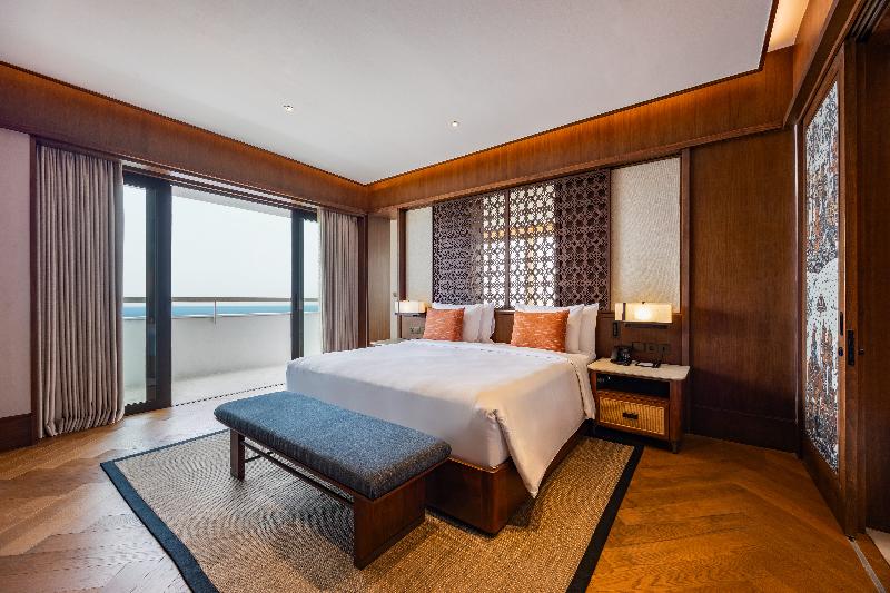 Bali Beach Hotel - Oda