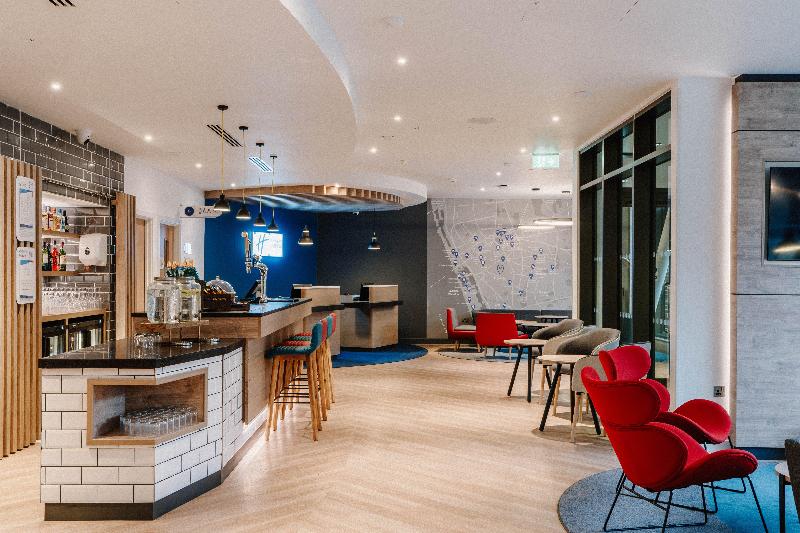 Holiday Inn Express Liverpool Central - Bar