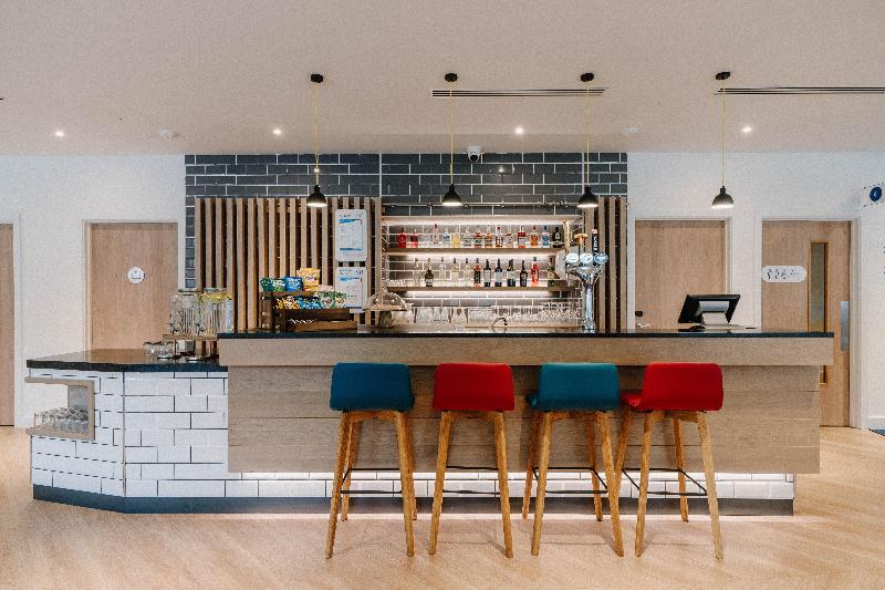 Holiday Inn Express Liverpool Central - Bar