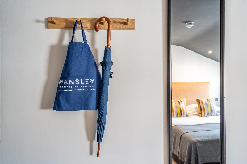 Crescent Place by Mansley - Oda