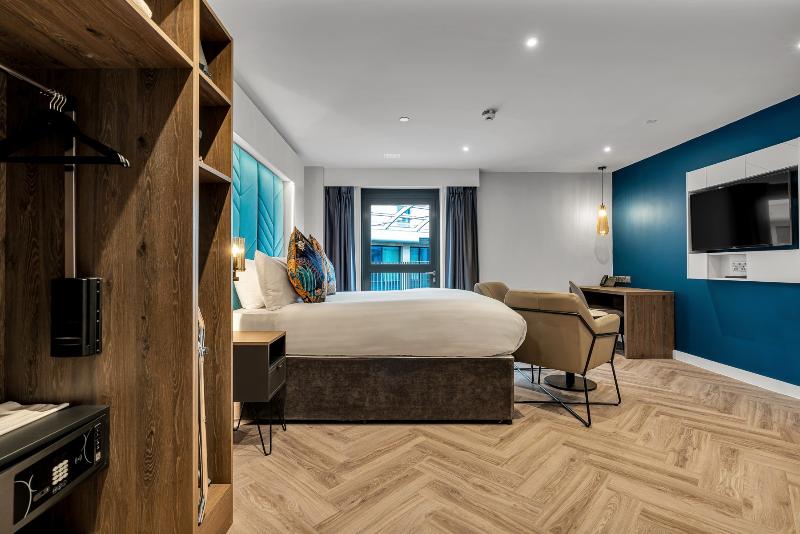 Roomzzz Edinburgh - Oda