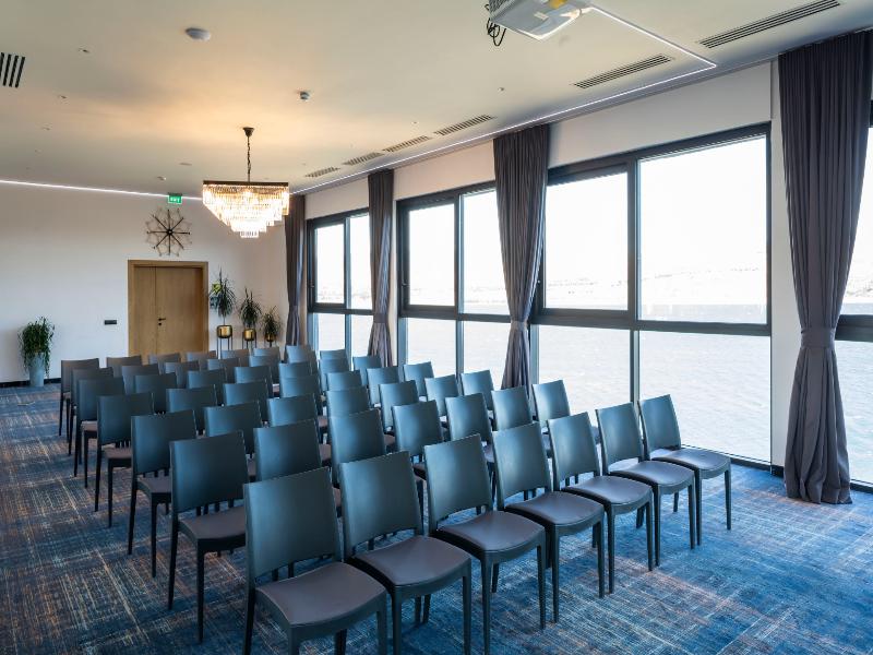 Gino Seaside Tbilisi Trademark Collection Wyndham - Toplantı