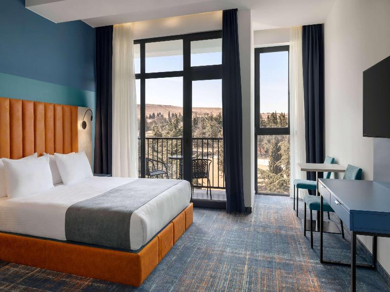 Gino Seaside Tbilisi Trademark Collection Wyndham - Oda