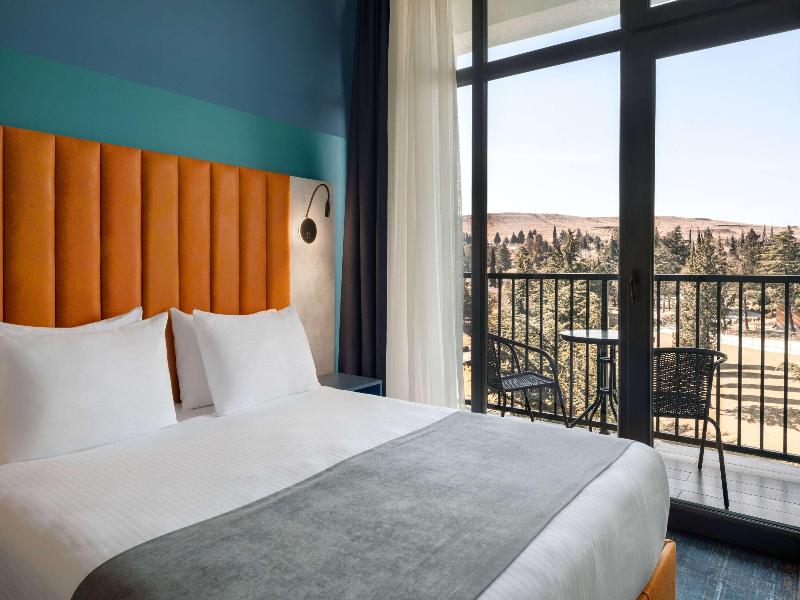 Gino Seaside Tbilisi Trademark Collection Wyndham - Oda