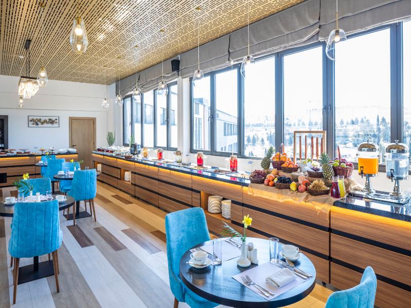 Gino Seaside Tbilisi Trademark Collection Wyndham - Restoran