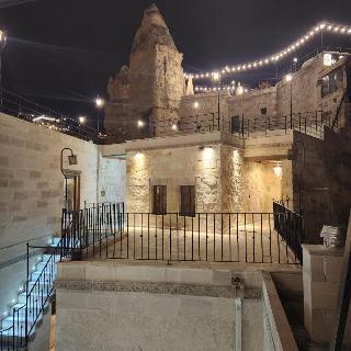 Noah's Ark Cave Hotel