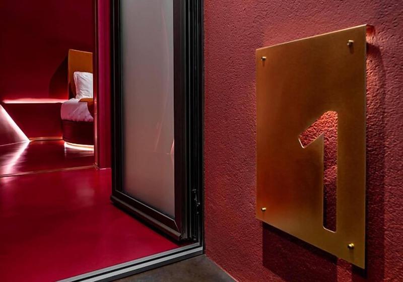 Cherry Sculpture Hotel - Oda