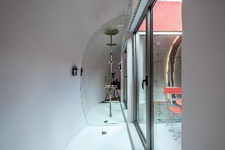 Cherry Sculpture Hotel fotoÄŸrafÄ±